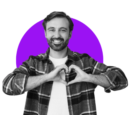 compromiso 3 hombre haciendo un corazon